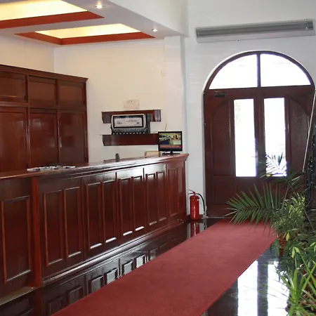 Hotel Lacul Racilor 3*