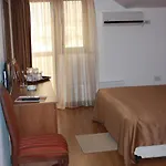 Lacul Racilor 3*