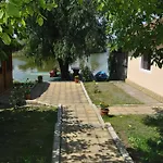 Lacul Racilor 호텔 올림프