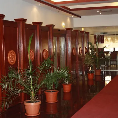 Lacul Racilor 3* オリンプ