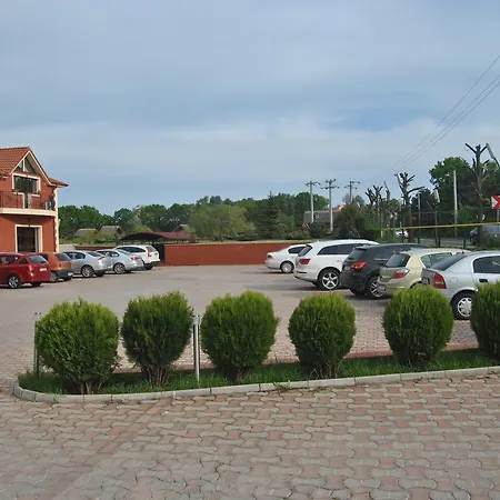 Lacul Racilor Szálloda Olimp