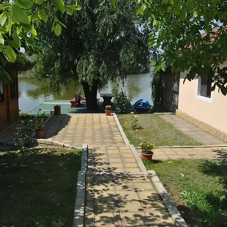 Lacul Racilor Szálloda Olimp