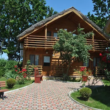 Szálloda Lacul Racilor